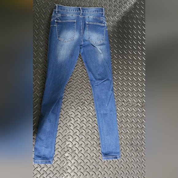 (SOLD)Low rise distressed jeans - Picture 2 of 3
